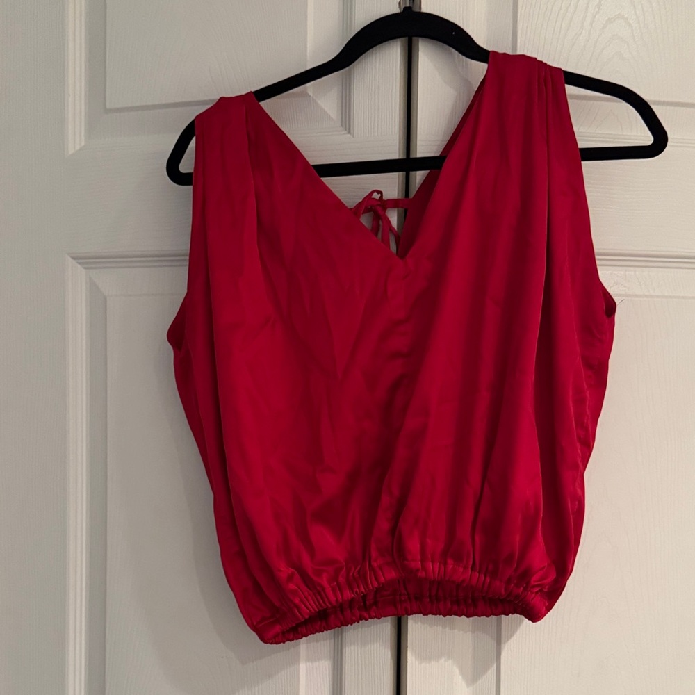 Red Sleeveless Top